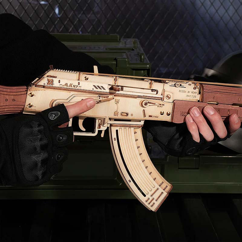 AK-47-LQ901-Robotime--Armable-Puzzles-3D-GBPColecciones-2
