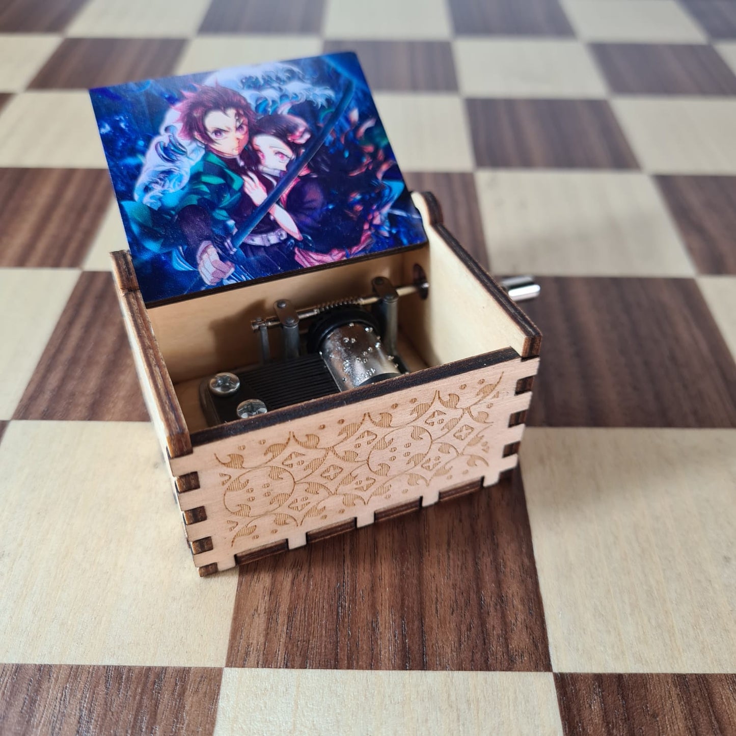 Caja-Musical-Demon-Slayer-GBP-Colecciones-Escena