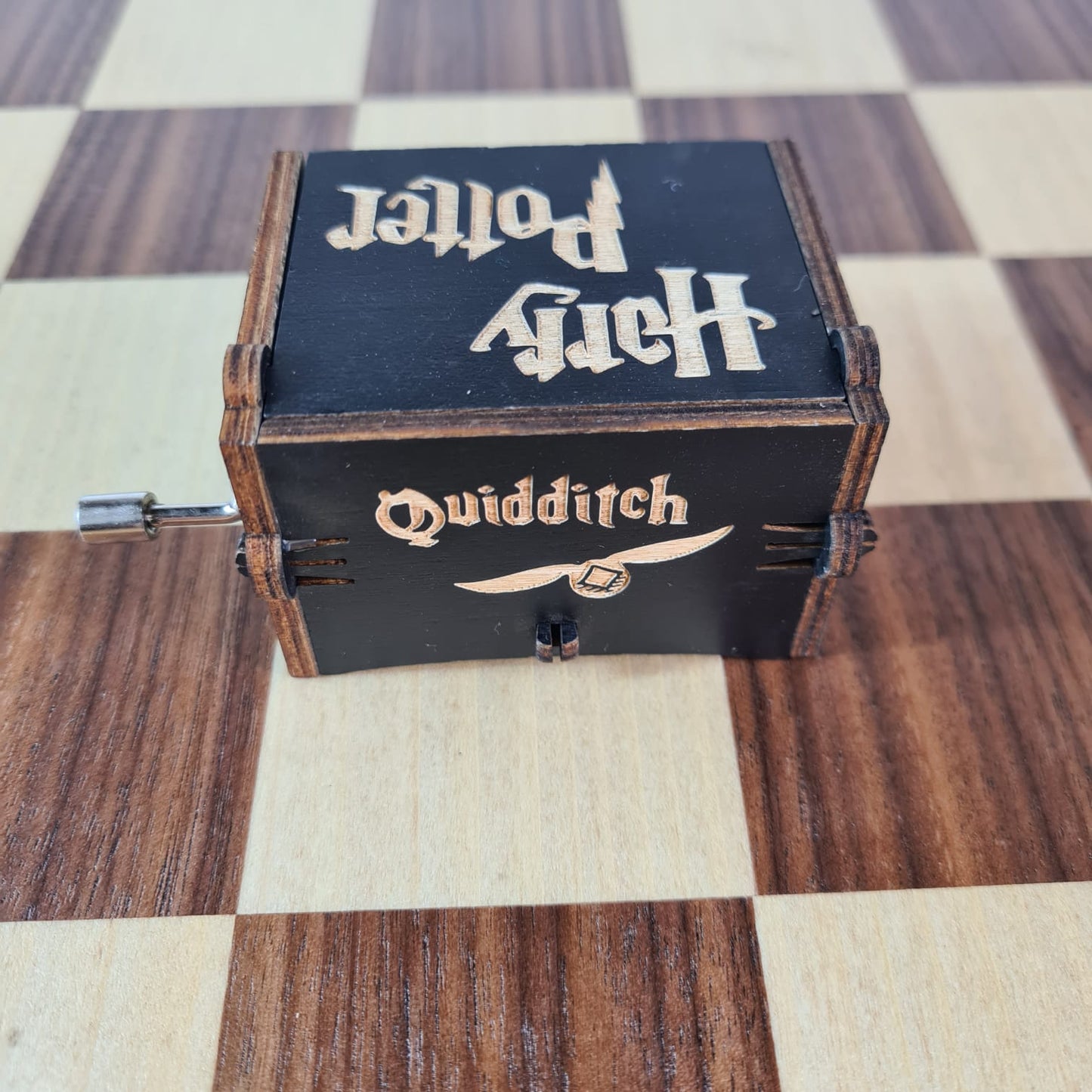 Caja-Musical-Harry-Potter-Viaje-a-Hogwarts-Reverso