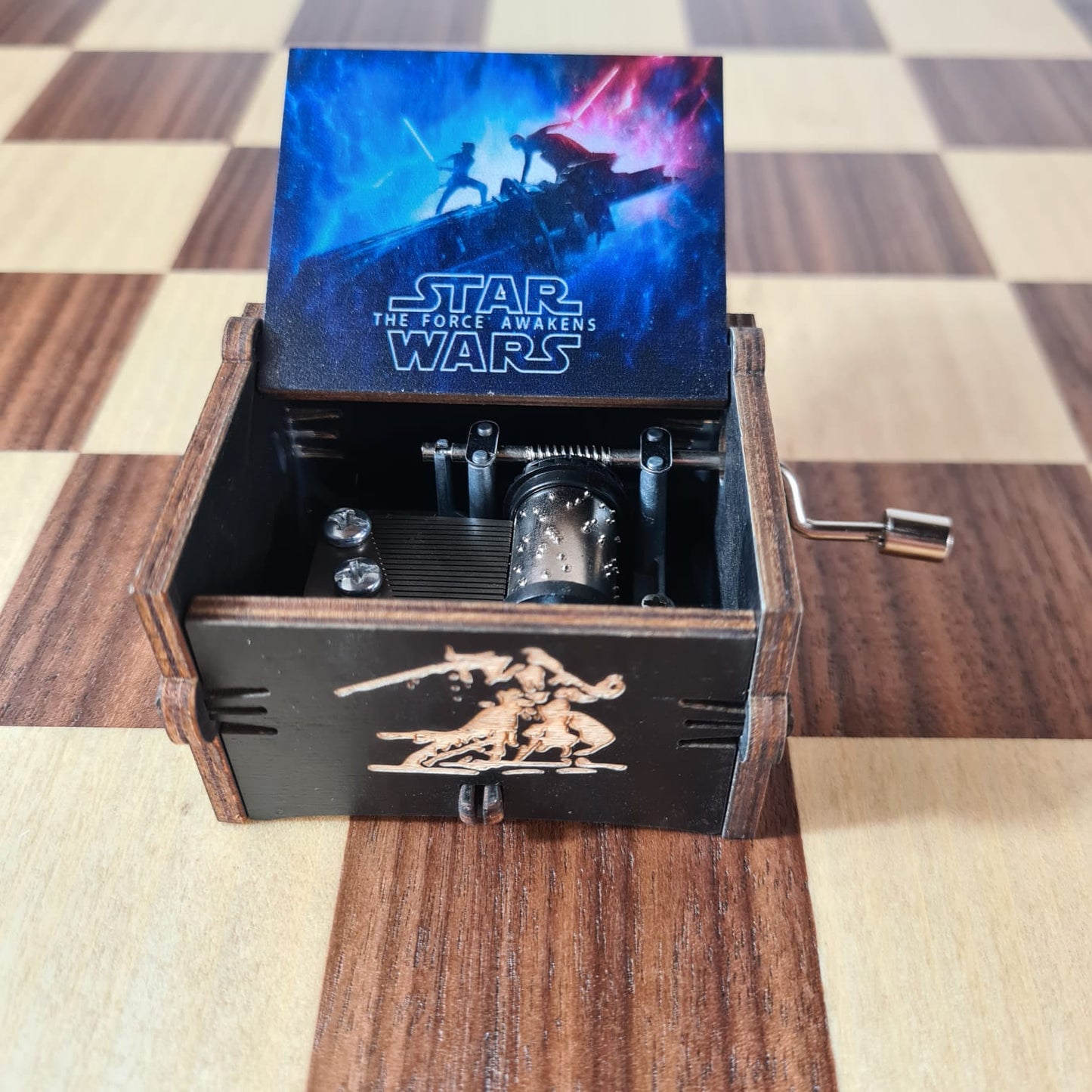 Caja-Musical-Star-Wars-The-Force-Awakens-GBP-Colecciones-Portada
