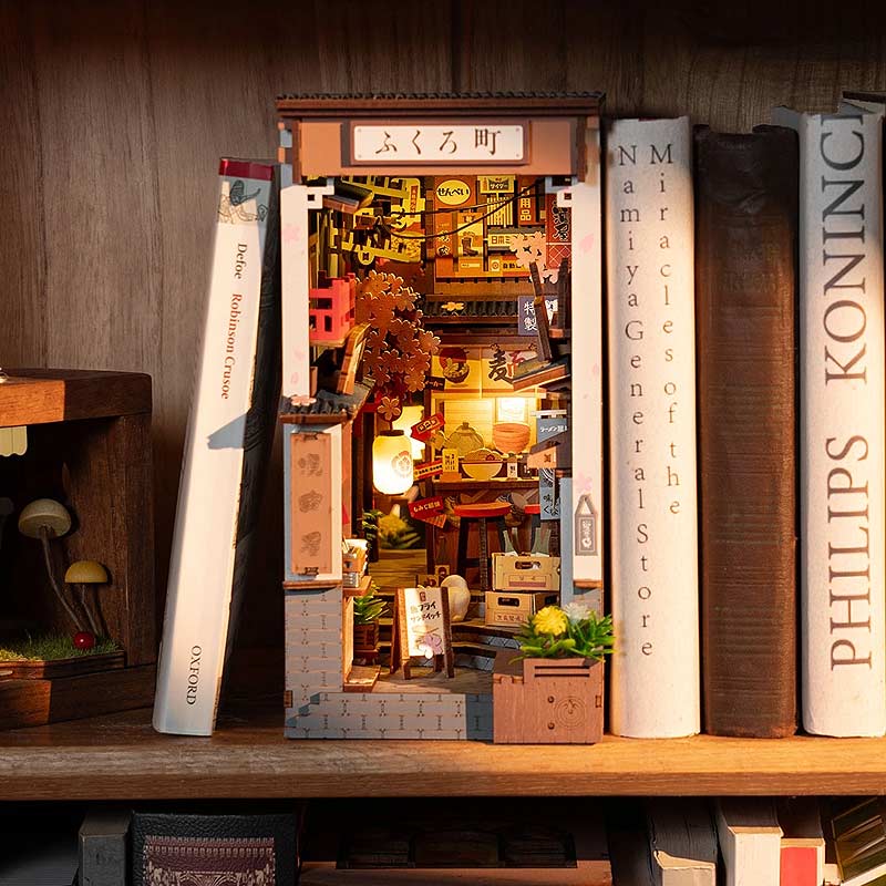Gbpcolecciones-Robotime-TGB11-Sakura-Wine-Alley-Separador-Libros-varios