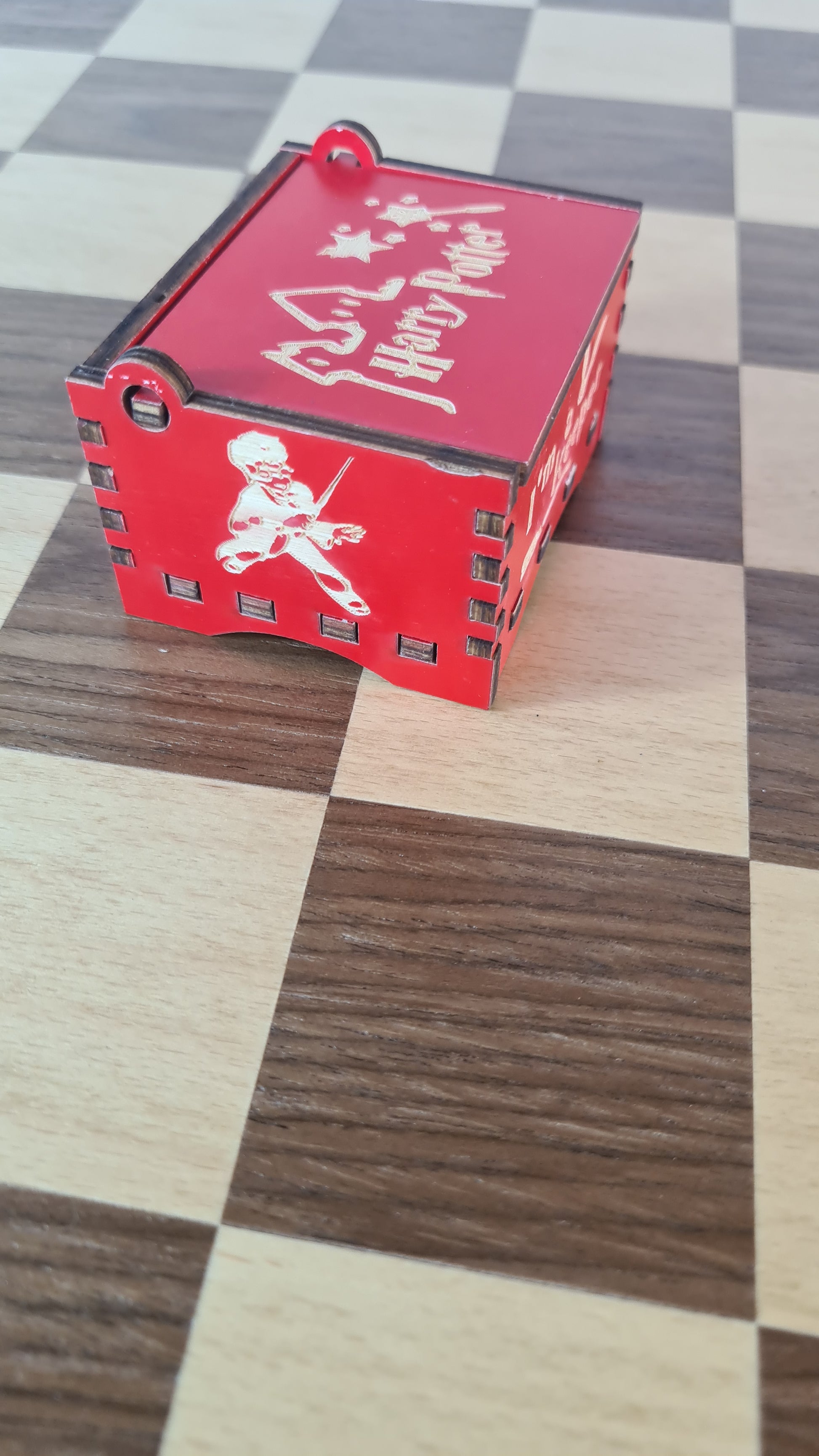 Caja-Musical-Anden-Red-Harry-Potter-GBP-Colecciones-Cerrada Costado