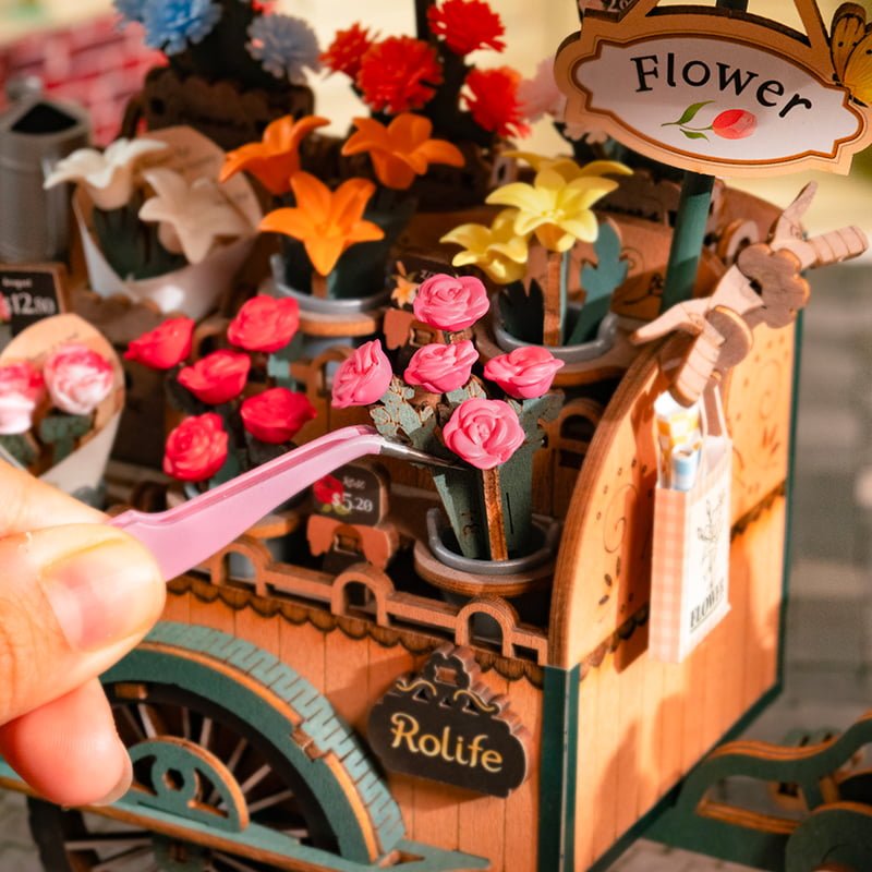 Gbpcolecciones-Robotime-TGS03-Blossom-Cart-Carretilla-de-Flores-Fondo-4