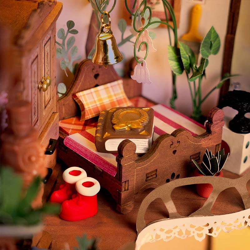 Robotime-DG179-Fairytale-Tree-House-GBP-Colecciones- Detalle interior