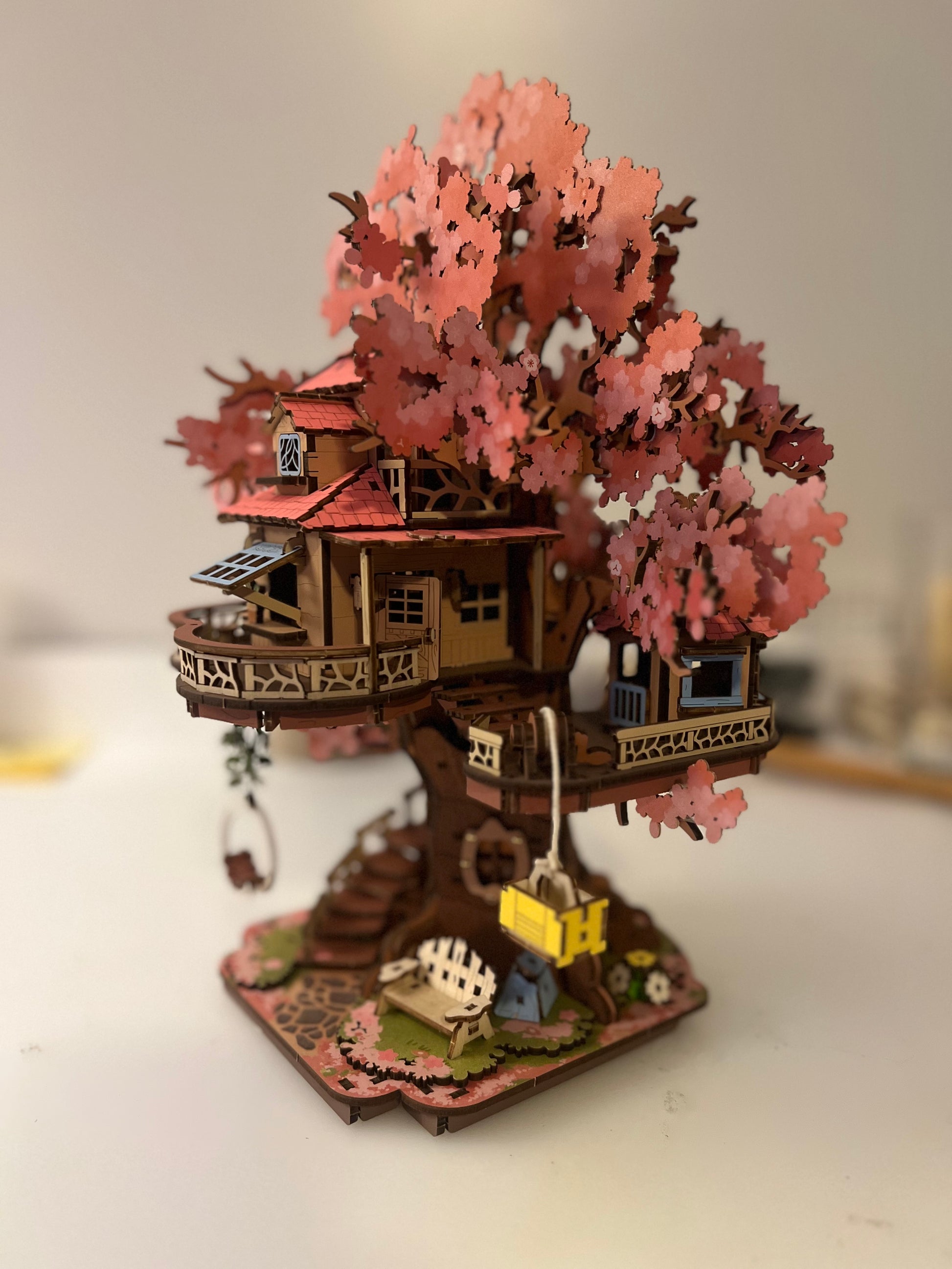 Sakura Tree House TGS04 Robotime GBPColecciones una escena